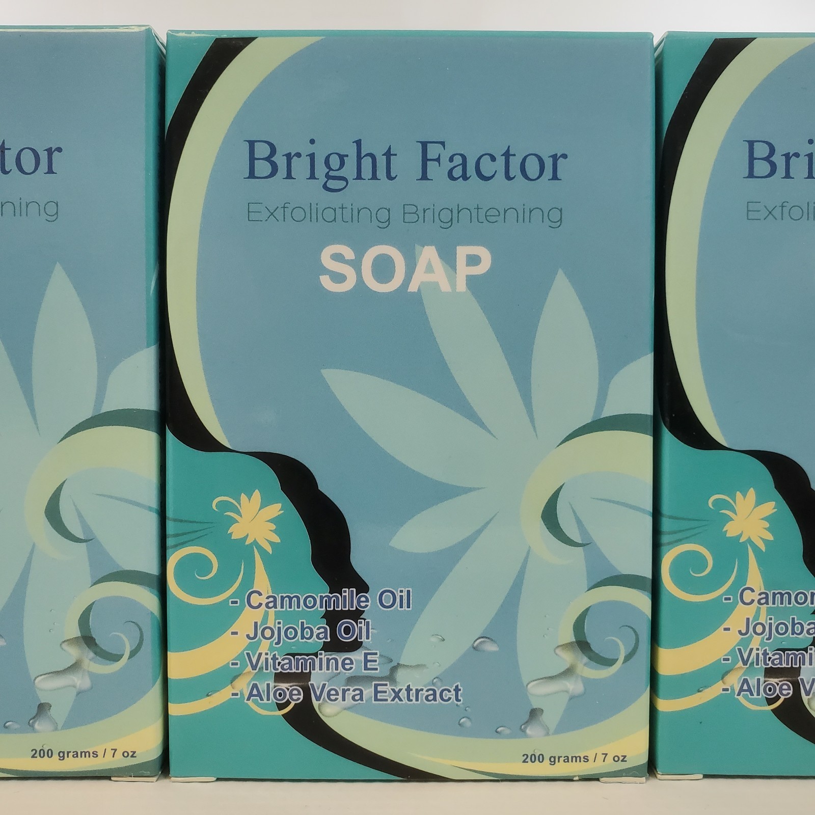 Bright Factor Savon Exfoliating Soap – Pack of 3 x 7oz (200g) – Jojoba Oil Aloe