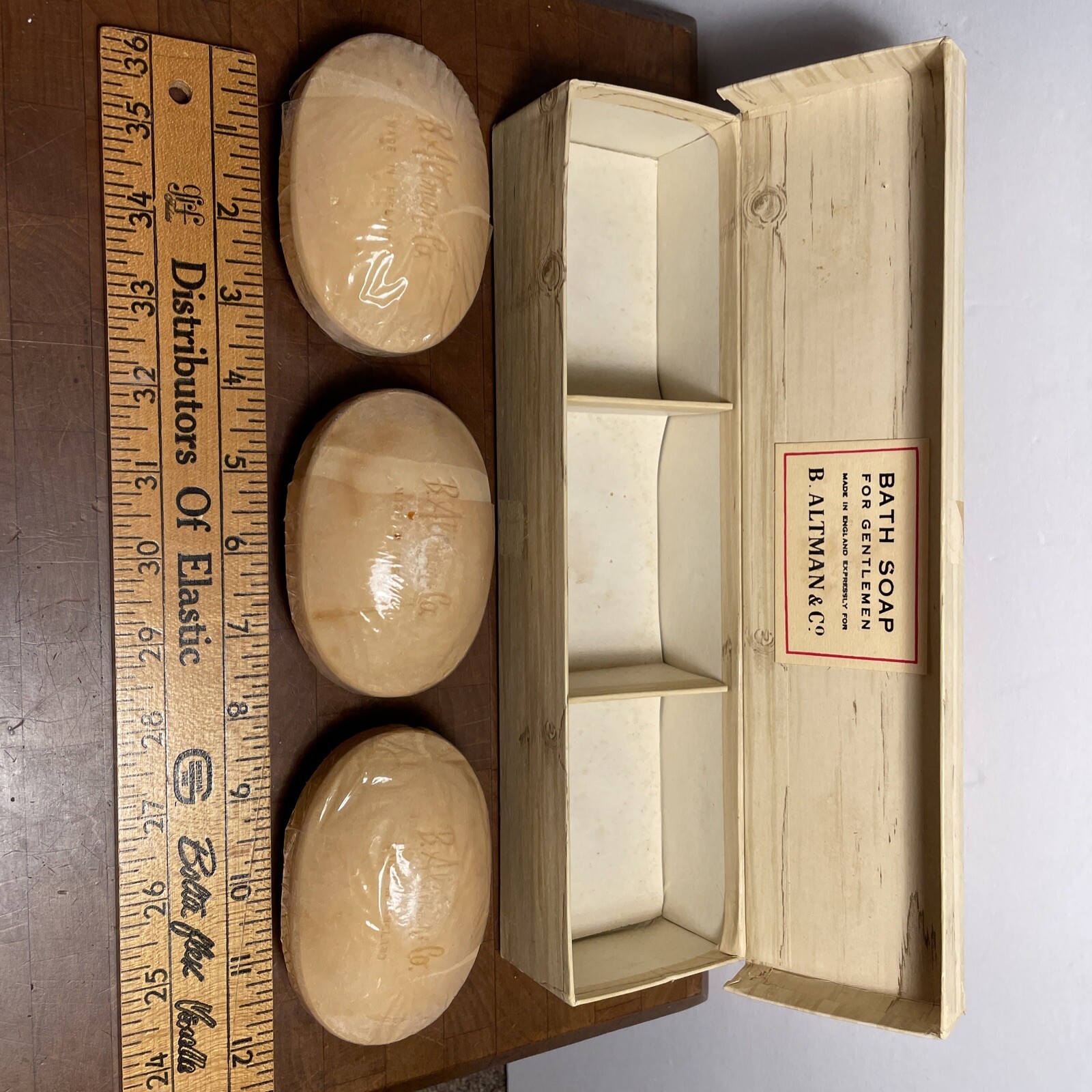 Bath Soap for Gentlemen England Gift Set 3 Large Bars B. Altman Co Discontinued