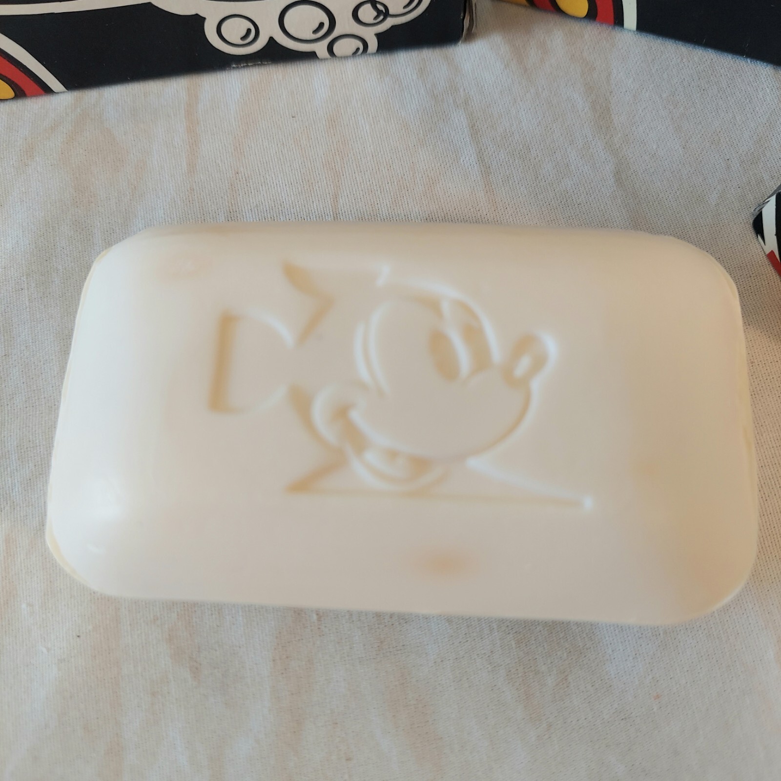 Walt Disney Resort Mickey Mouse Bath 3oz., Facial 1.25oz. Bar Soap 1955 4 Each