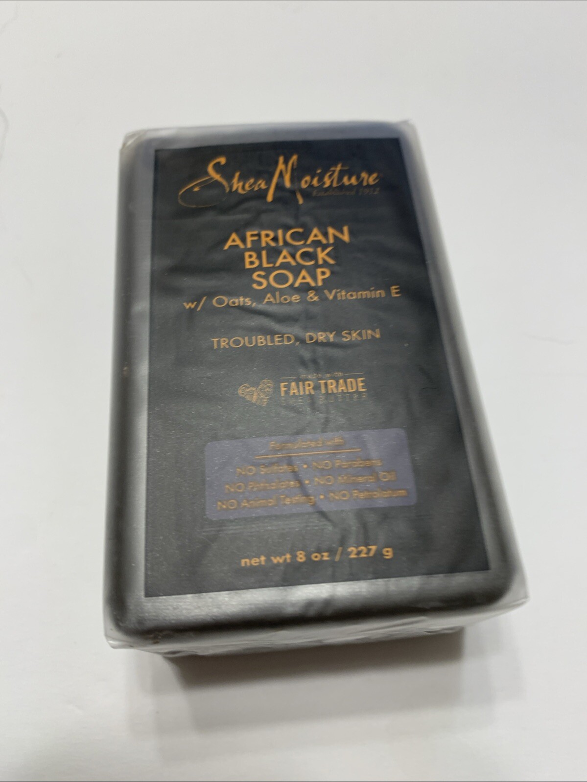 SHEAMOISTURE African Black Soap w/Oats, Aloe & Vitamin E Troubled Skin Bar, 8 oz