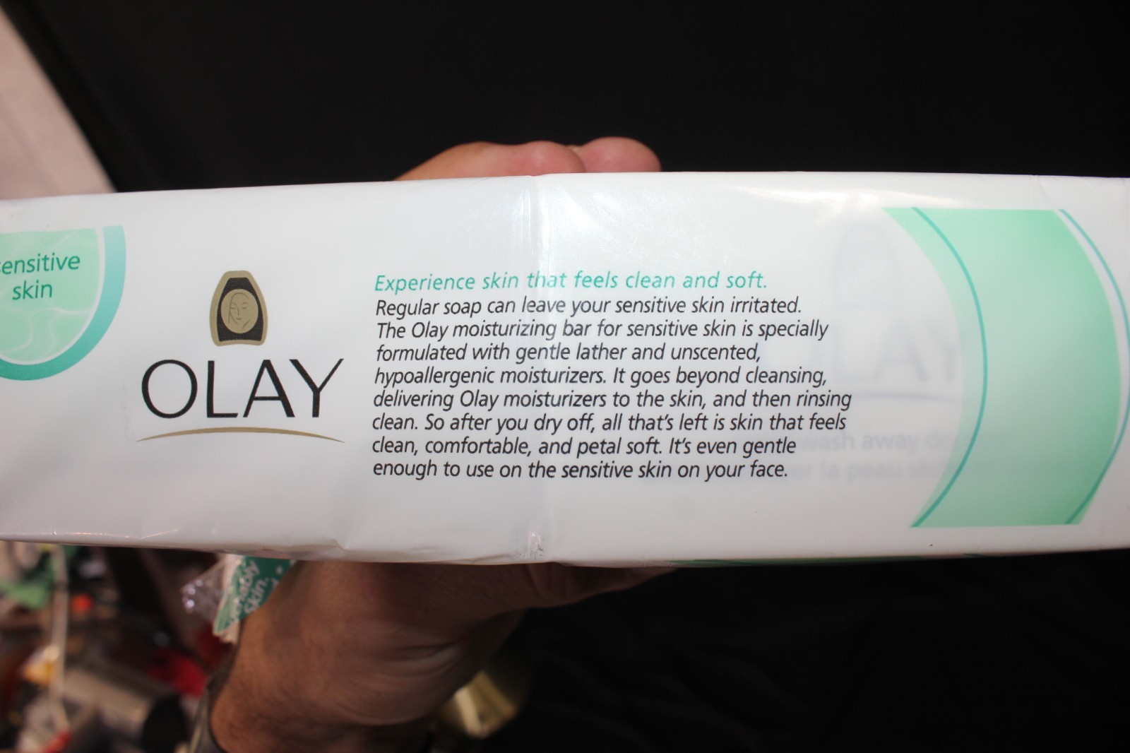 Olay SENSITIVE SKIN Beauty Bar Soap 4.75oz Each New Open Pkg 4 Bars Total