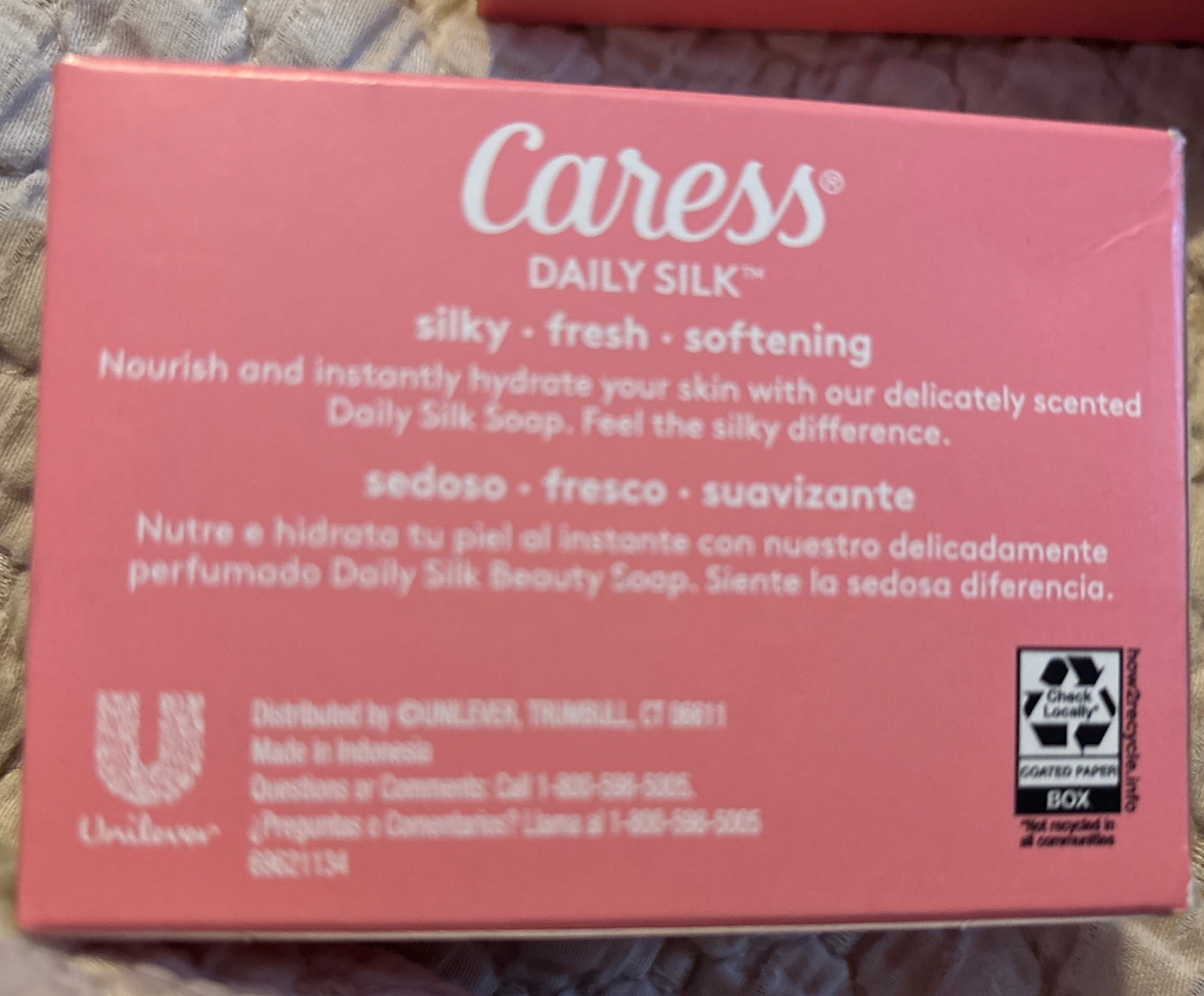 6 – CARESS – Daily Silk – White Peach & Orange Blossom – Bar Soap – 3.15oz Each