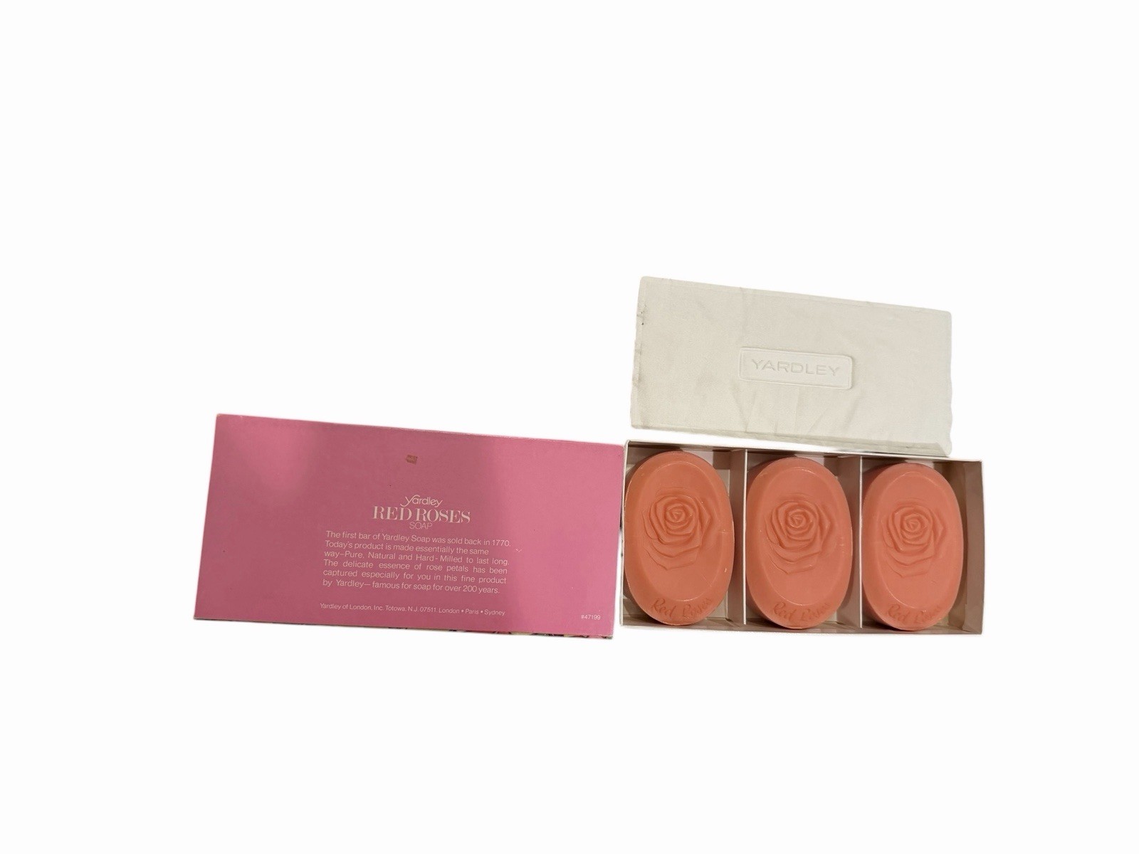 VINTAGE YARDLEY Red roses Soap Bars Set of 3 New in Package