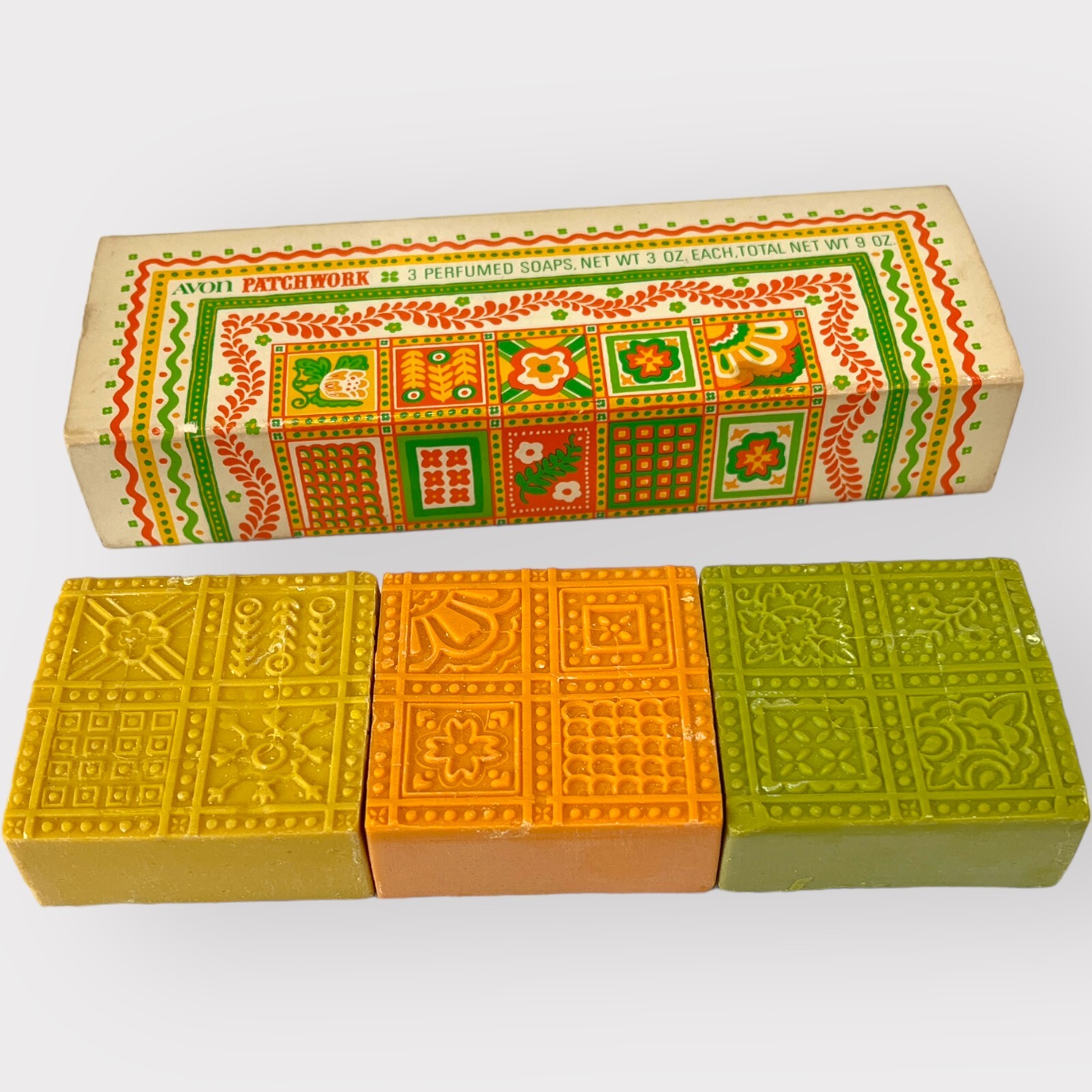 Vintage Avon Patchwork Perfumed Soap 3 3 oz Bars Set Yellow Orange Green Prop