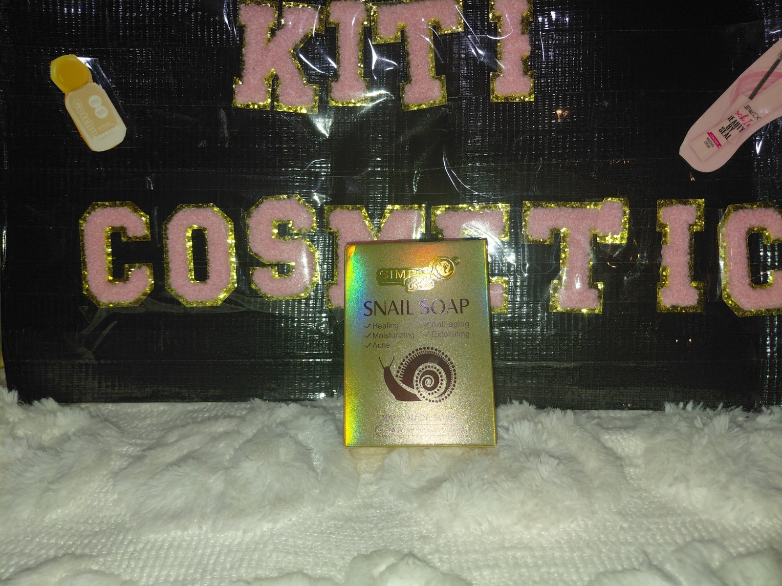 SimpleO Bella Snail Soap Bar 100g, Anti-Aging Exfoliating Moisturizing