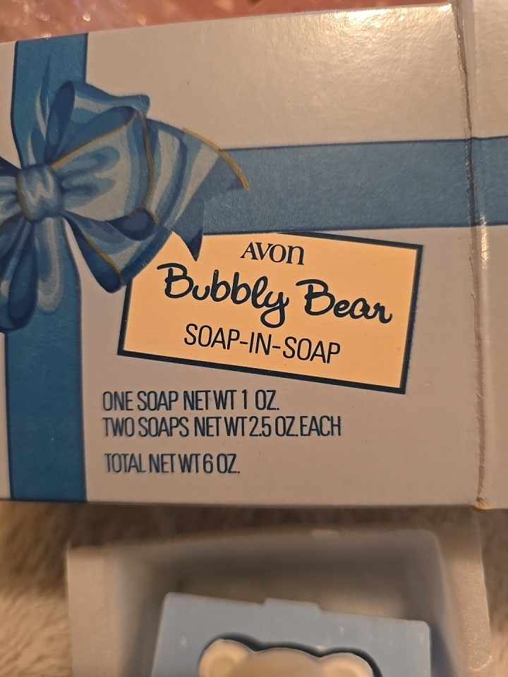 Avon Vintage Bubbly Bear Soap-In-Soap 6 oz.