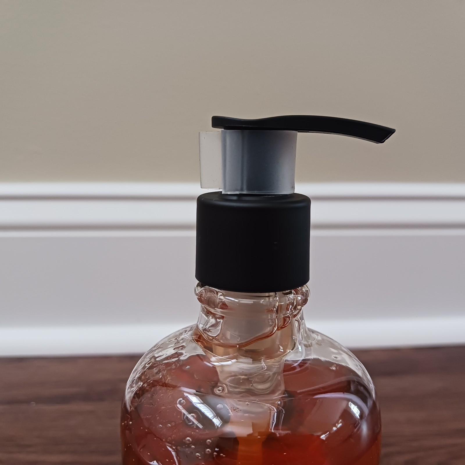 New Beekman 1802 Honeyed Grapefruit Goat Milk Hand & Body Wash 12.5 oz