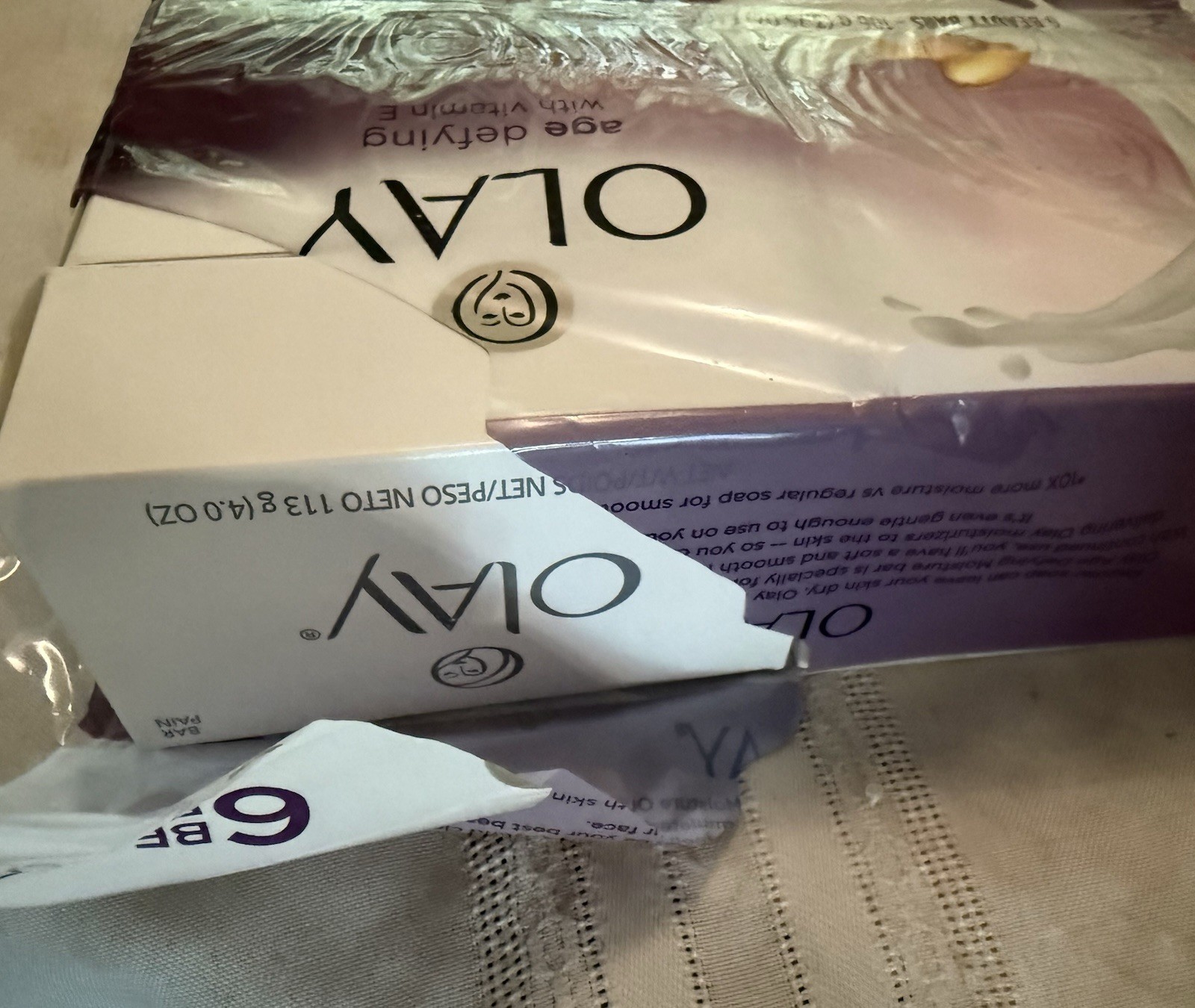 Olay Age Defying Beauty Bar Soap 6 Pack Old Formula Vitamin E ~TORN PKG BARS NEW
