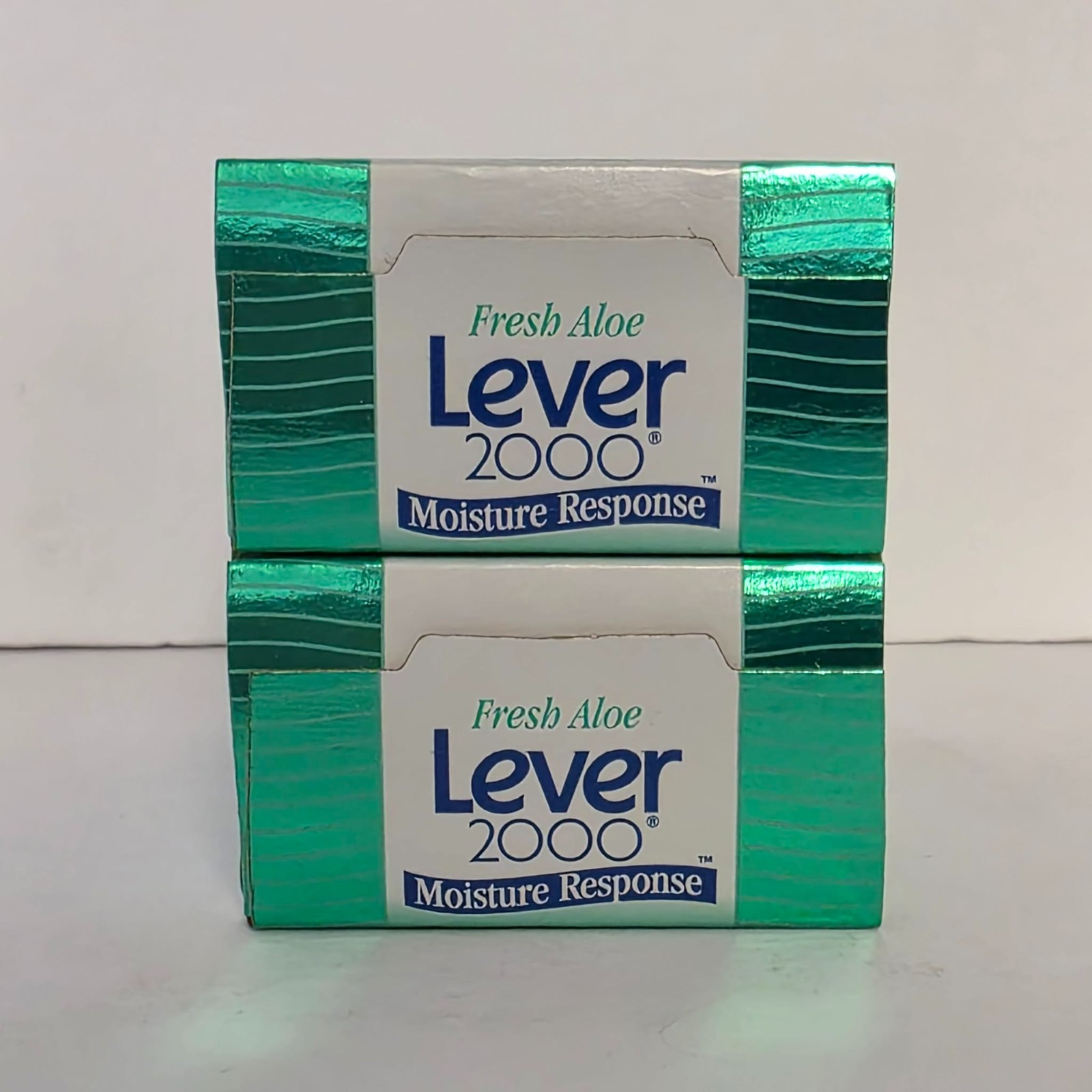 VTG Lever 2000 Moisture Response Soap with Aloe Vera, 2 Bars, Size 2-3.15 oz NEW