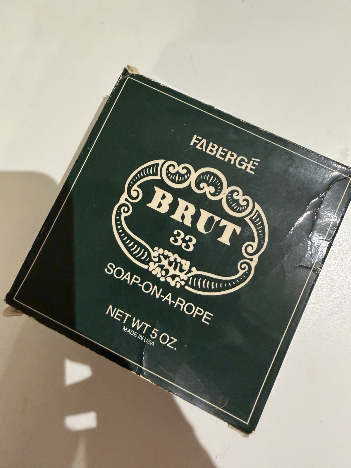 NEW IN BOX Vintage Faberge Brut 33 Soap On A Rope 5 Oz.