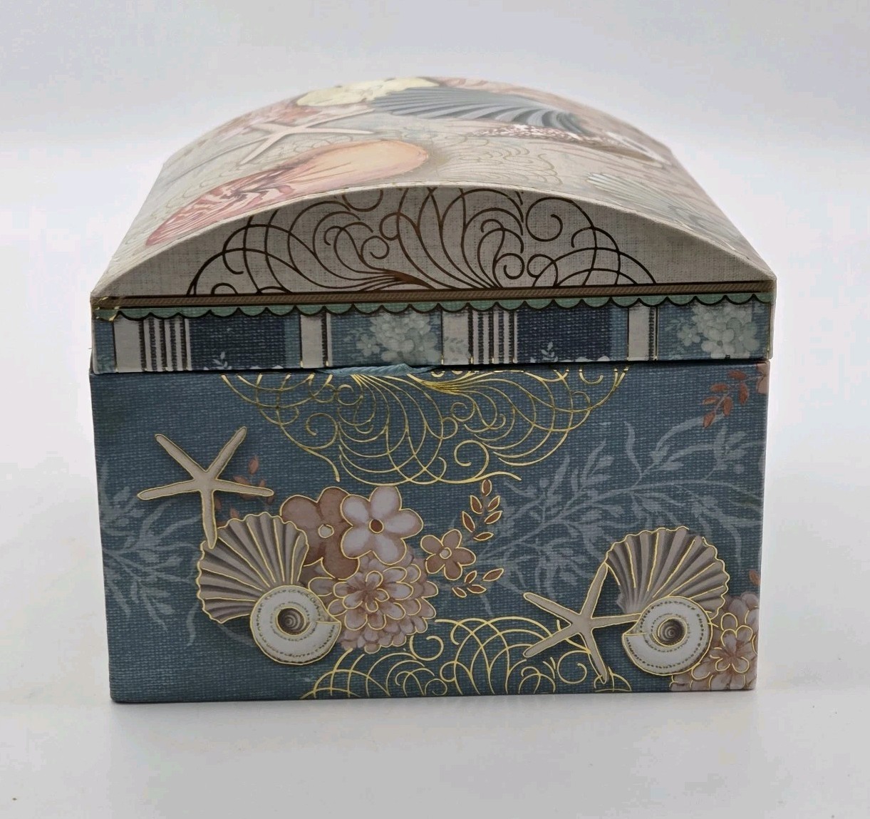 Pooch & Sweetheart Music Box 2 Scented Verbena Soaps Swan Lake Sea Shell Pattern