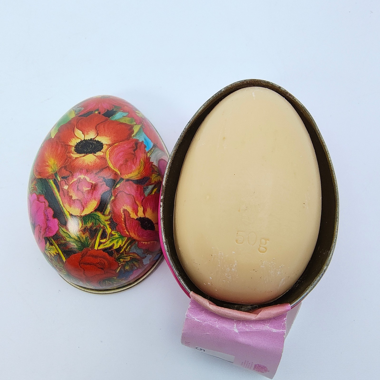 Bronnley’s Easter Egg Soap Set of 3 White Iris 50g Floral Poppy Flower England