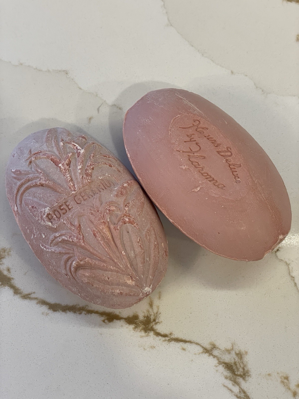 Vintage Fleurs Deluxe Cold Cream Bar Soap Lot of 2 Rose Geranium 2.75 oz Flaroma