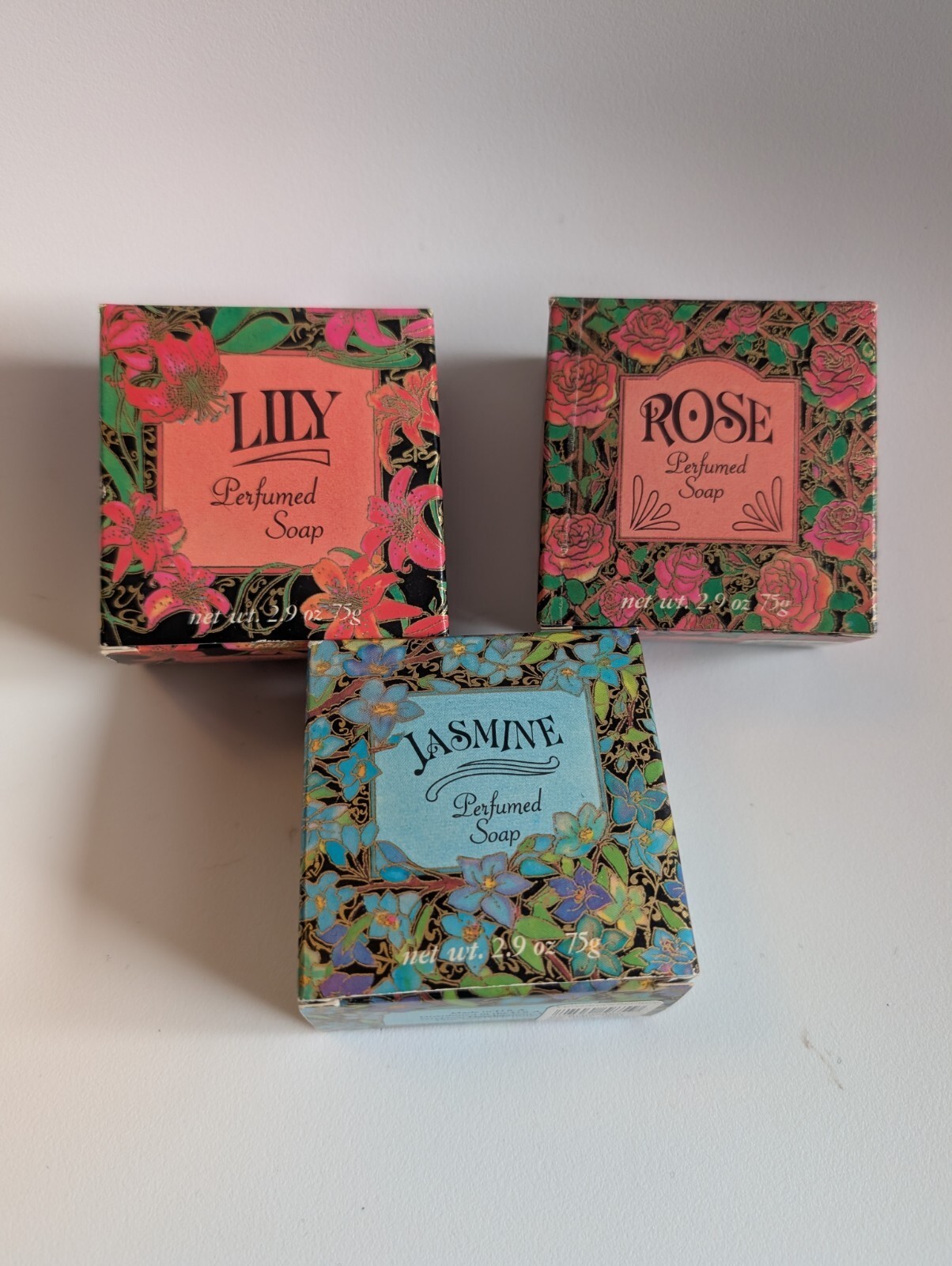 Set 3 RARE Vtg Victoria’s Secret Jasmine Rose & Lily Soaps 2.9 Oz Bars New Box