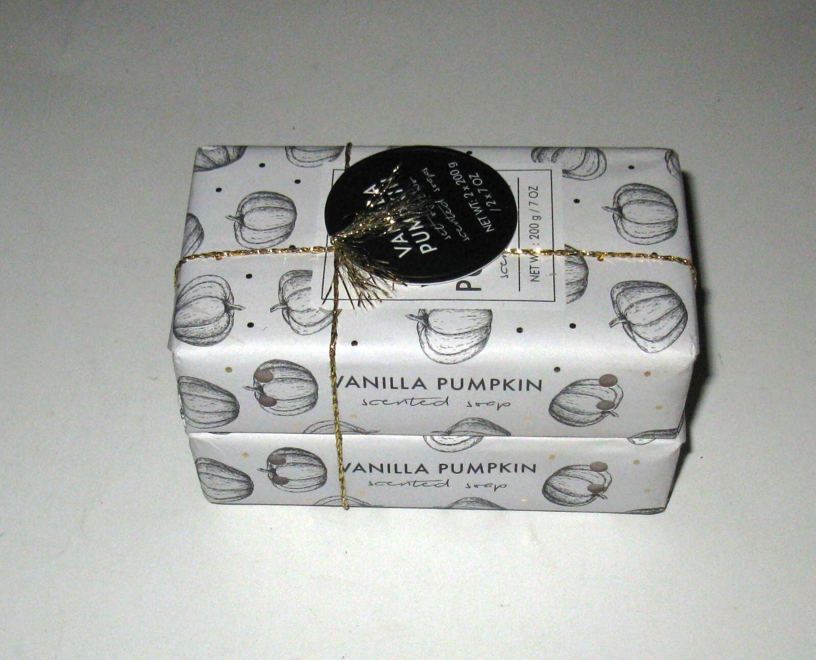 NEW 2 Pack Castelbel VANILLA PUMPKIN Scented Bar Soap 7 oz Autumn Holiday Fall