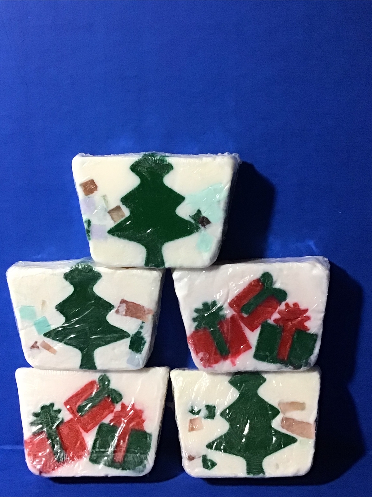 Primal Elements Handmade Christmas Bar Soap – Set of 5 – 2.5 oz. / 70 grams