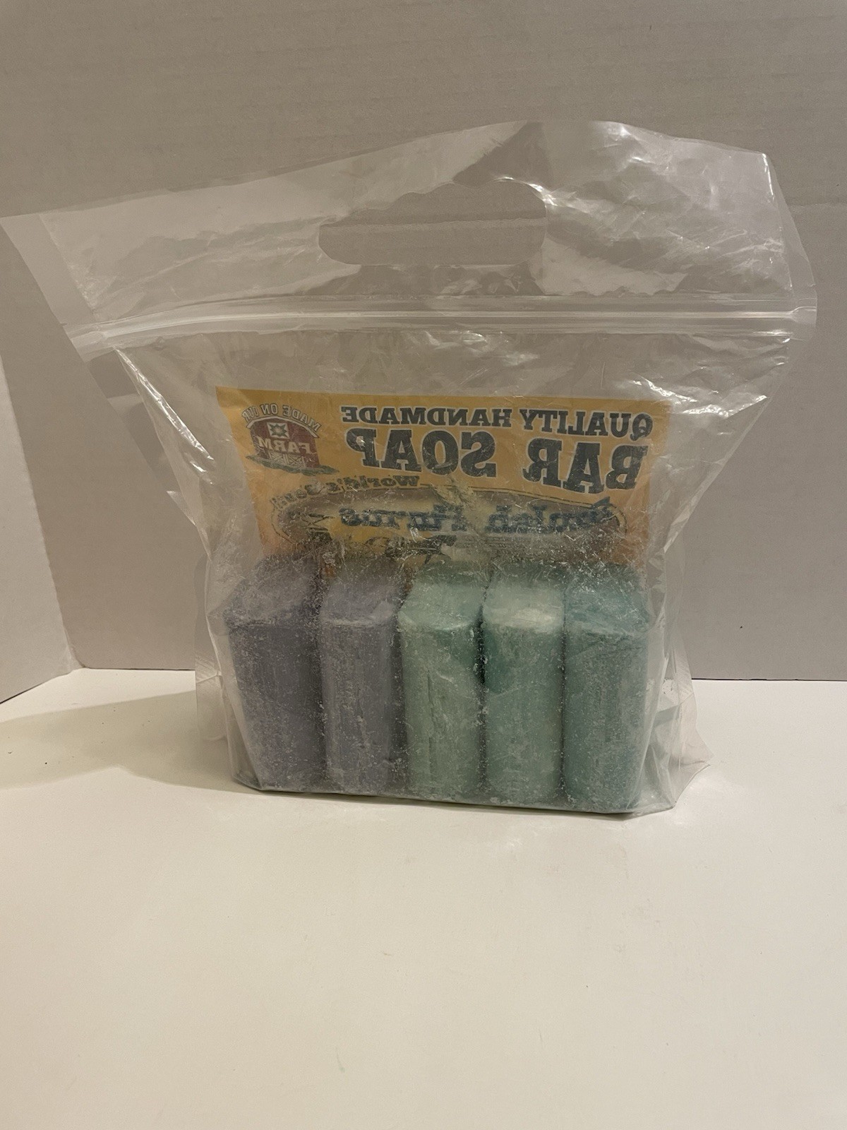 Amish Farms Soap Bar with All Natural Bentonite Clay | Made in USA Vegan. 5 Bars
