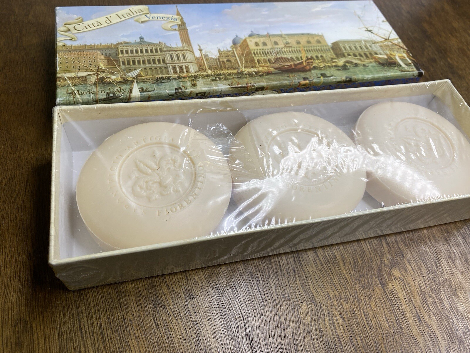 Italian Soap Città d’ Italia Venezia Luxury Round 3 Bars Sealed Box