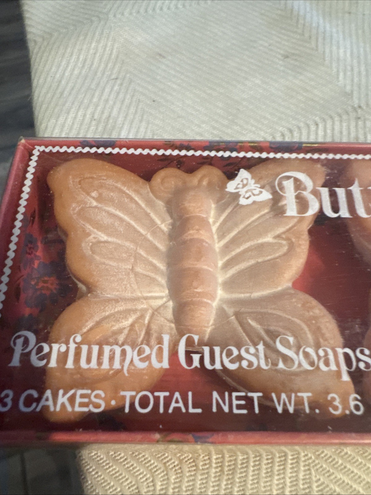 savons de Fantaisie perfumes butterfly soap (NEW OLD STOCK)