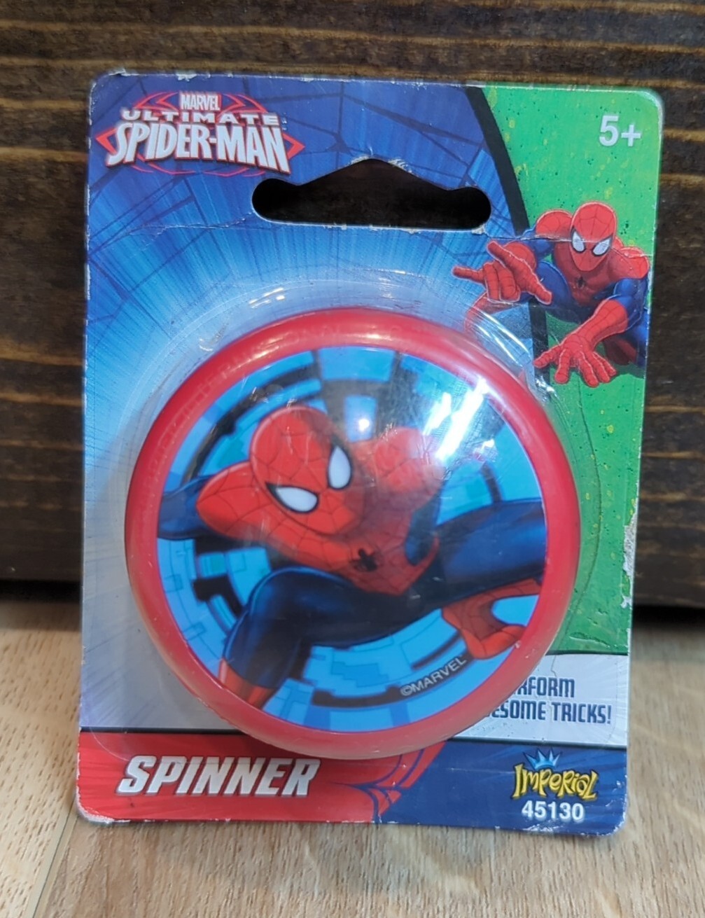 Marvel Ultimate Berry Spiderman Molded Bath Soap Bar Magic Towel Puzzle Spinner
