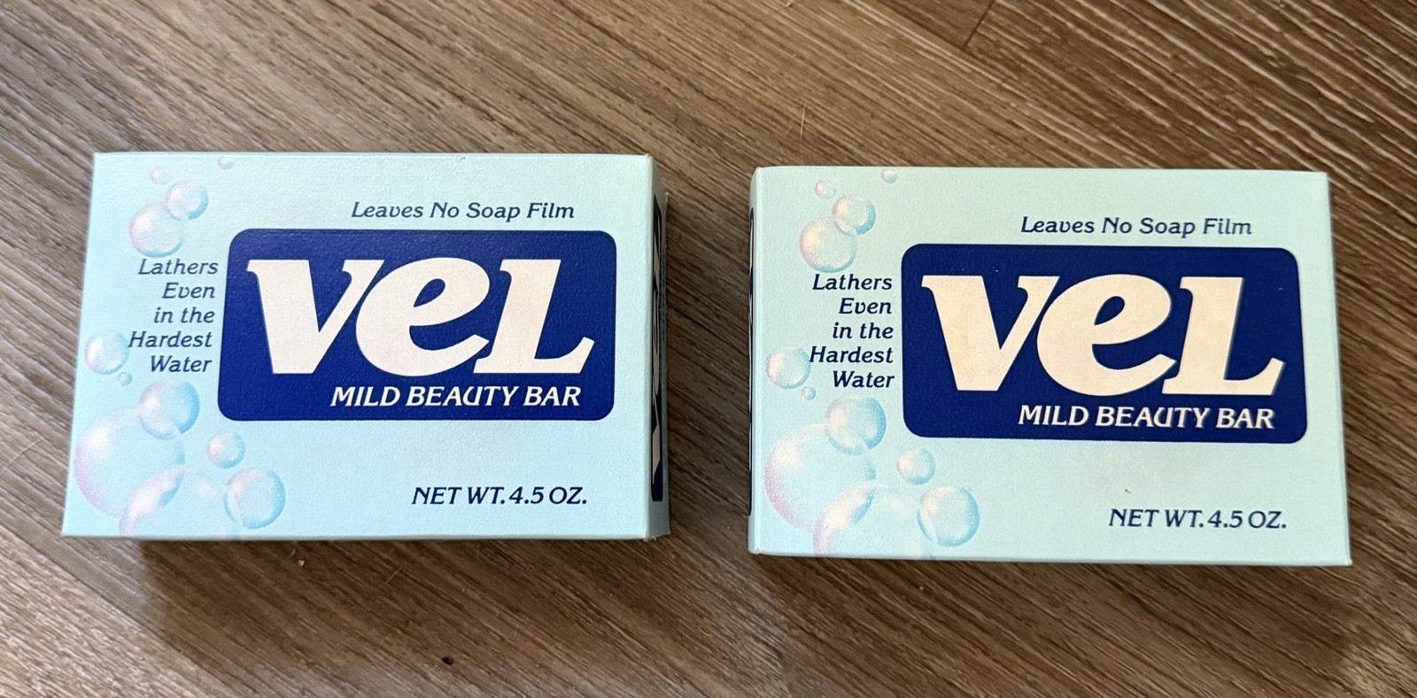 (2) Vintage VEL Mild Beauty Bar Soap Old Stock 4.5 Oz New
