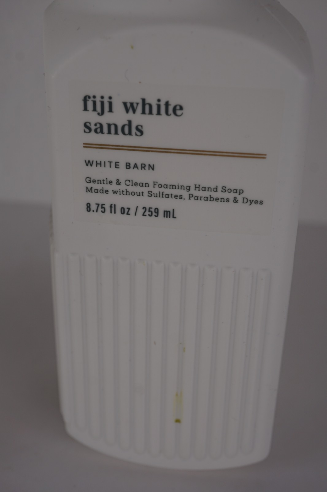 BATH & BODY WORKS WHITE BARN FIJI WHITE SANDS GENTLE & CLEAN FOAMIONG HAND SOAP