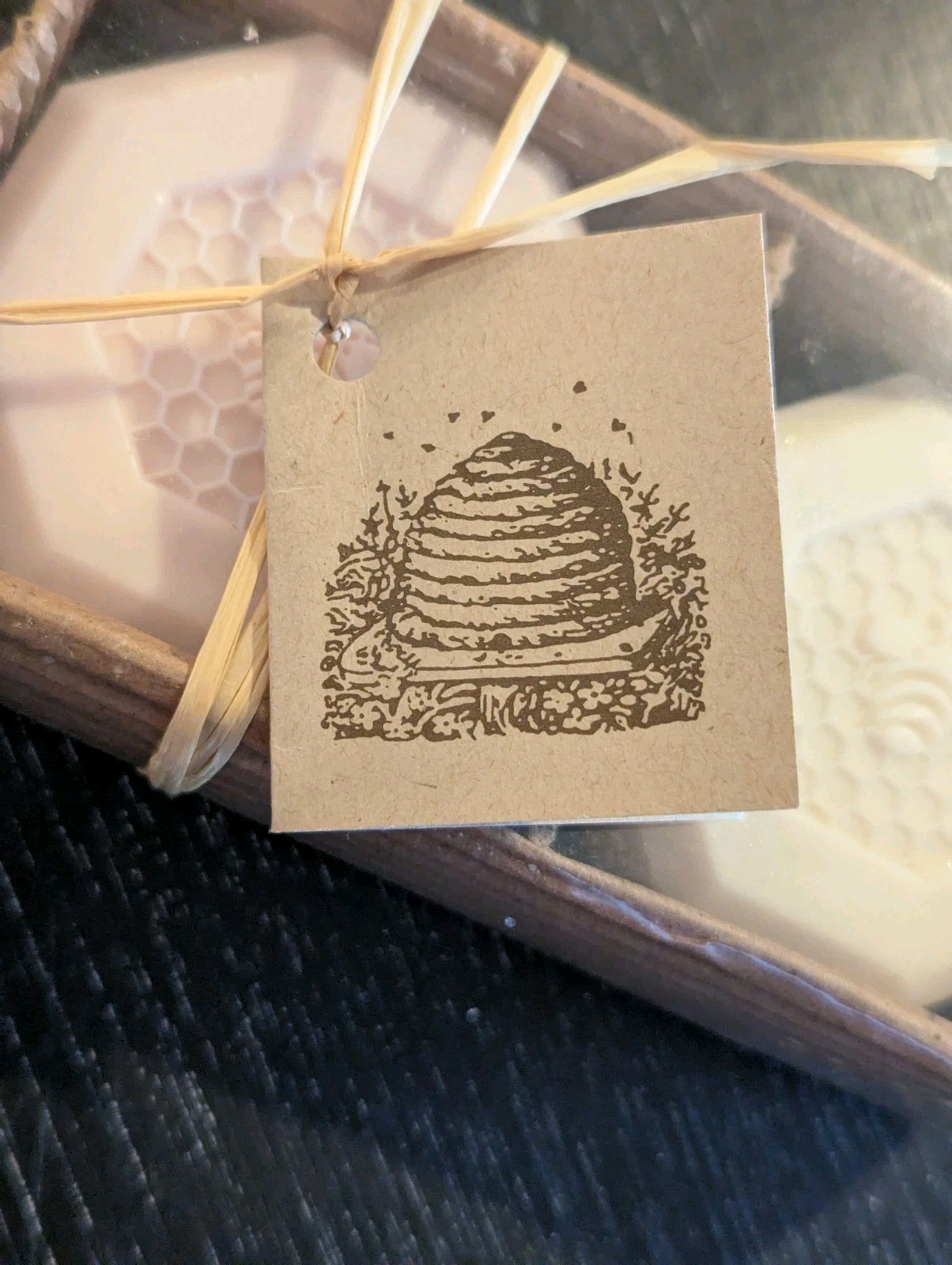 Soaps CST Fine Honey Assortment Beeswax/Aloe/Roseberries/Goat Milk 4 – 3.5oz USA