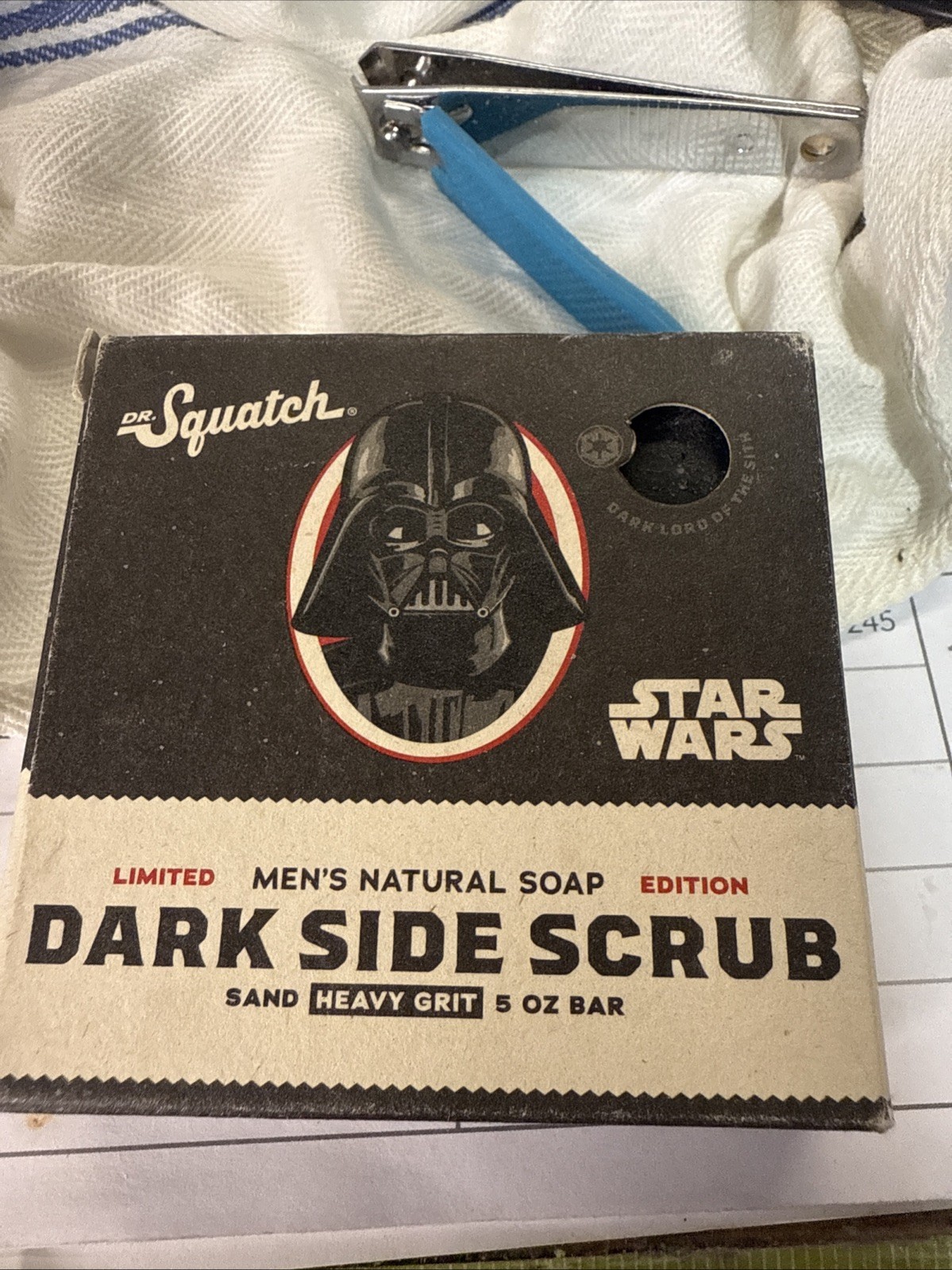 Dr. Squatch Star Wars Natural Bar Soap for Men, Dark Side Scrub, 5 oz BIN S