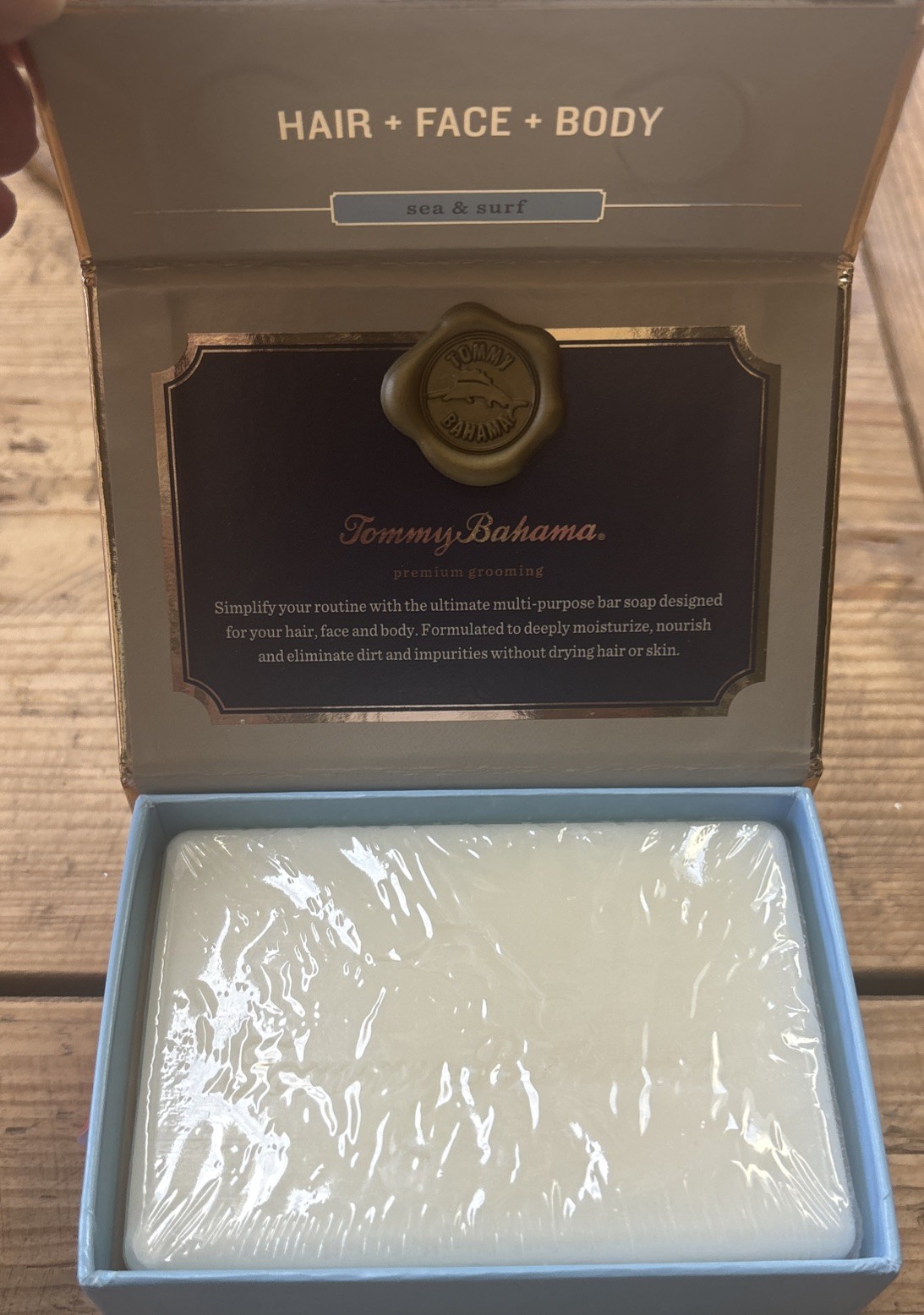 Tommy Bahama Sea & Surf ~ Face, Body & Hair Soap Bar for Men 10oz New In Box