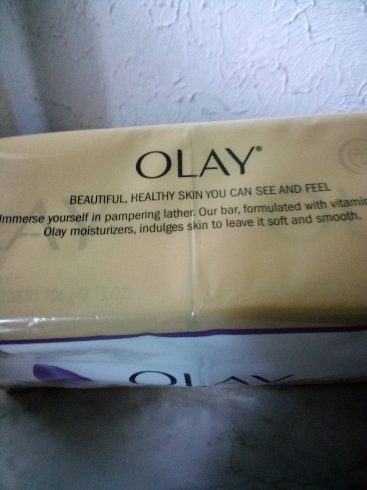 Olay Vitamin E Skin Hydrating & Moisturizing Cleansing Bar Soap 3.75Oz (6 Count)