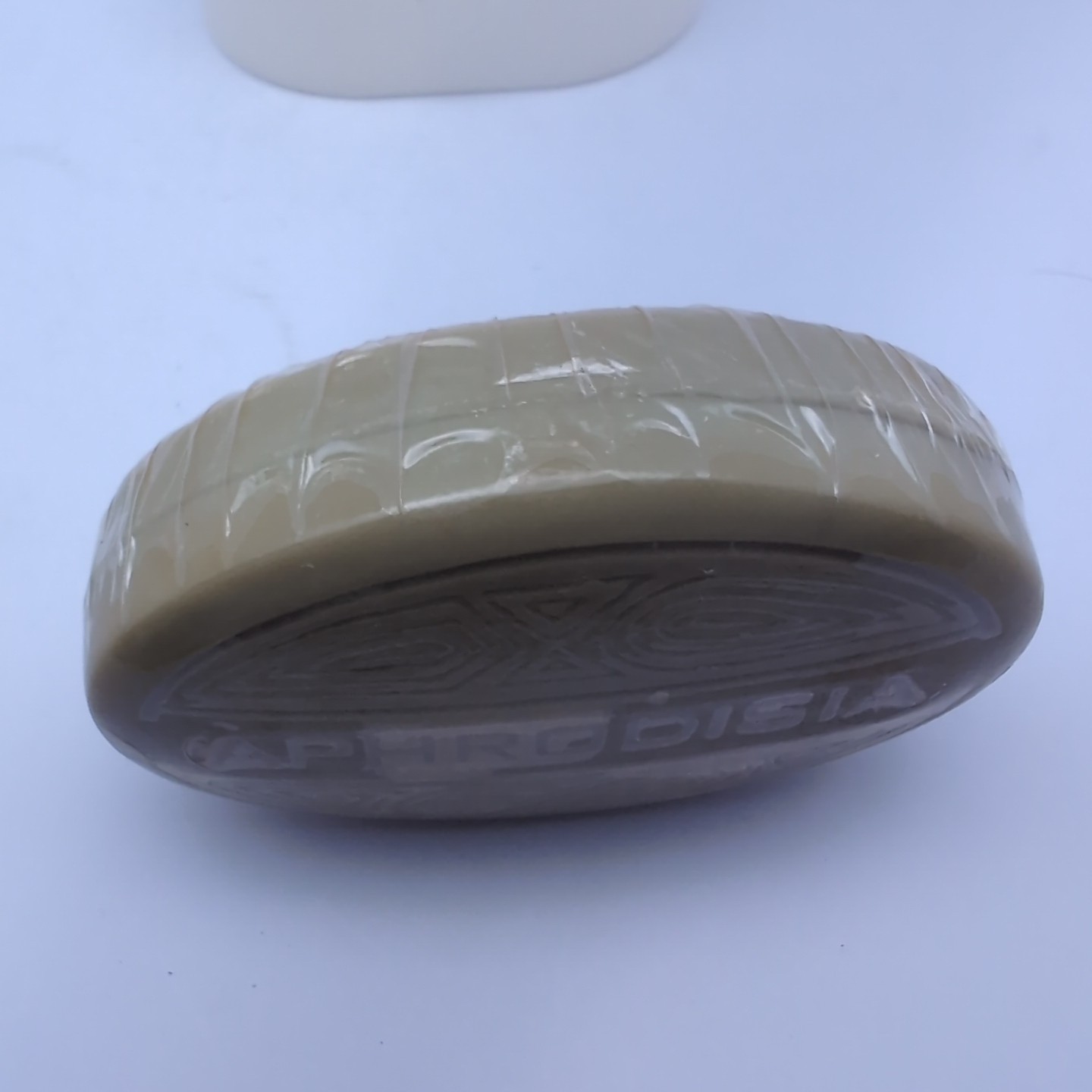 Vintage Faberge Aphrodisia Savon Soap With Travel Case – 4 oz – NIB SEALED
