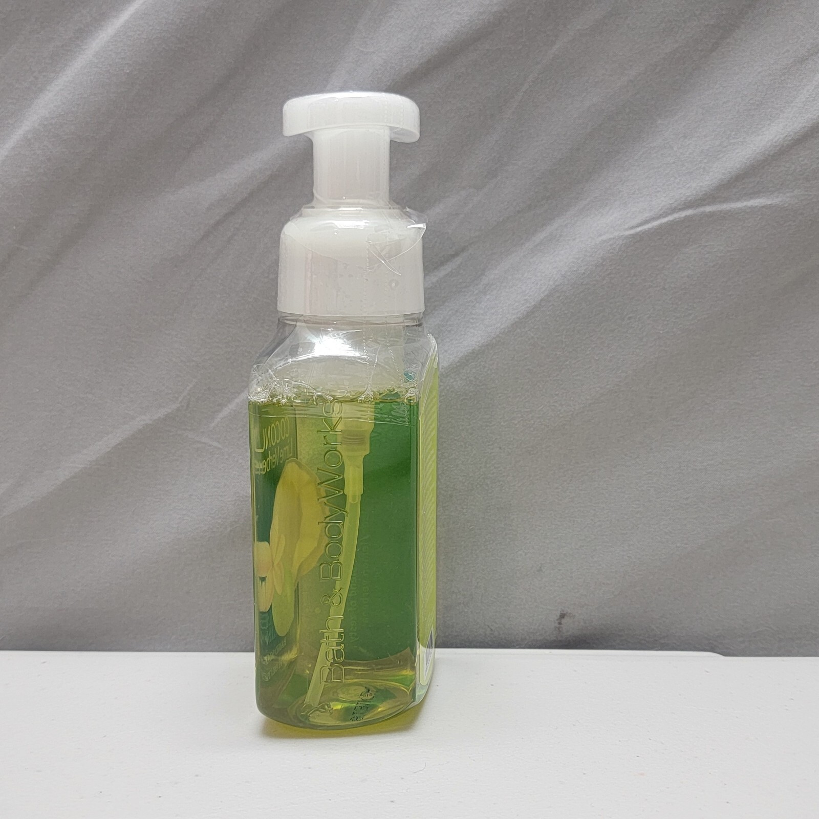 Bath and Body Works Coconut Lime Verbena Gentle Foaming Hand Soap 8.75 fl oz New