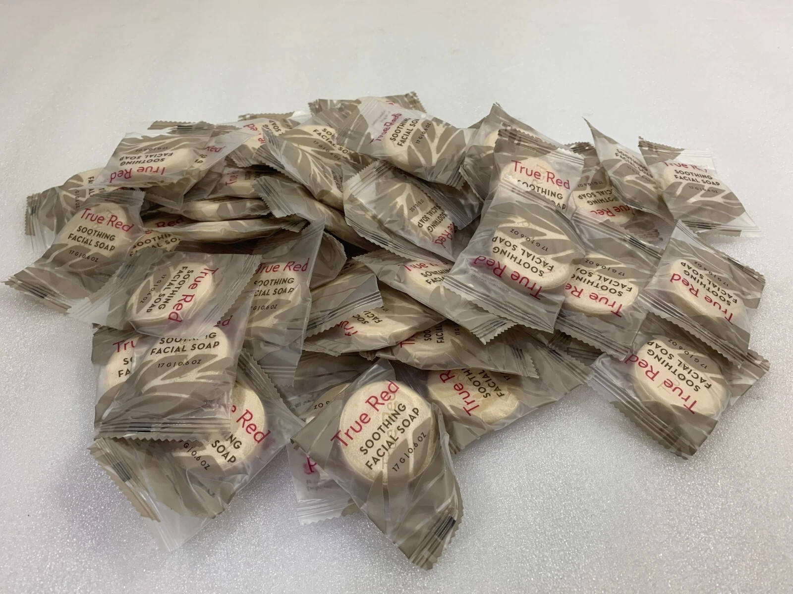 True Red Soothing facial soap 17 G | 0.6 Oz LOT(100) 💧💧 NEW