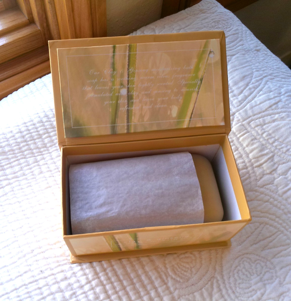 CST CLAY & GINSENG BOXED MOISTURIZING BATH SOAP 11 oz. USA MADE SOOTHING FRAGRAN