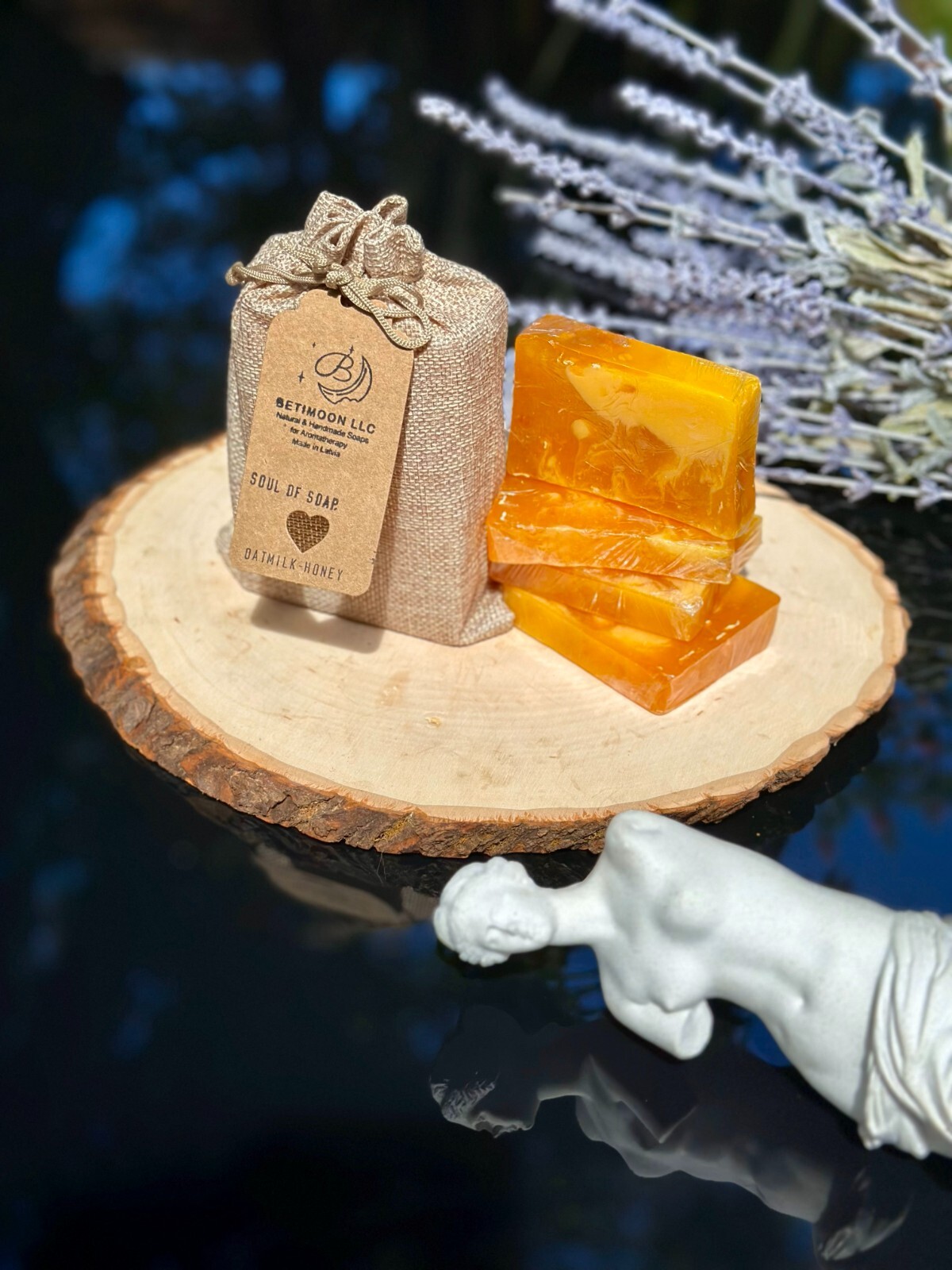 Apricot & Handmade Soap Bars. 100% Natural, Aromatherapy 4 Soaps Made in Latvia