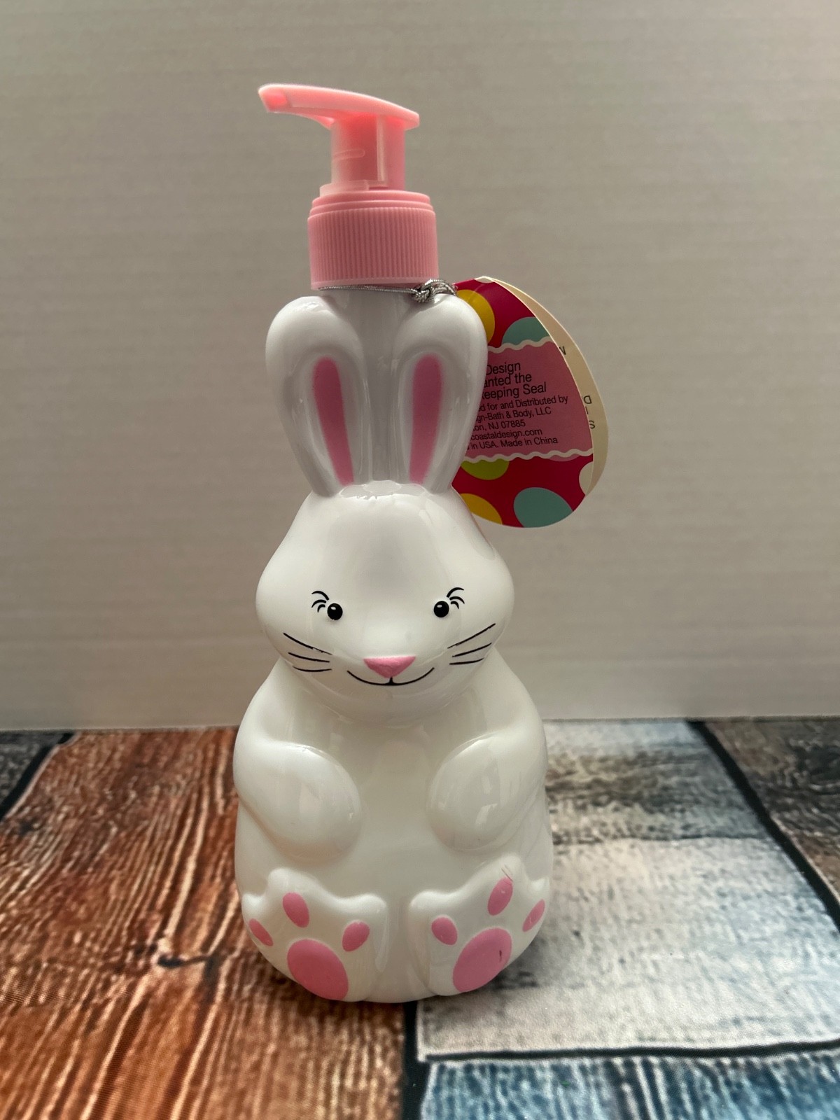 Simple Pleasures Strawberry Sugar Bunny Soap 10.6oz