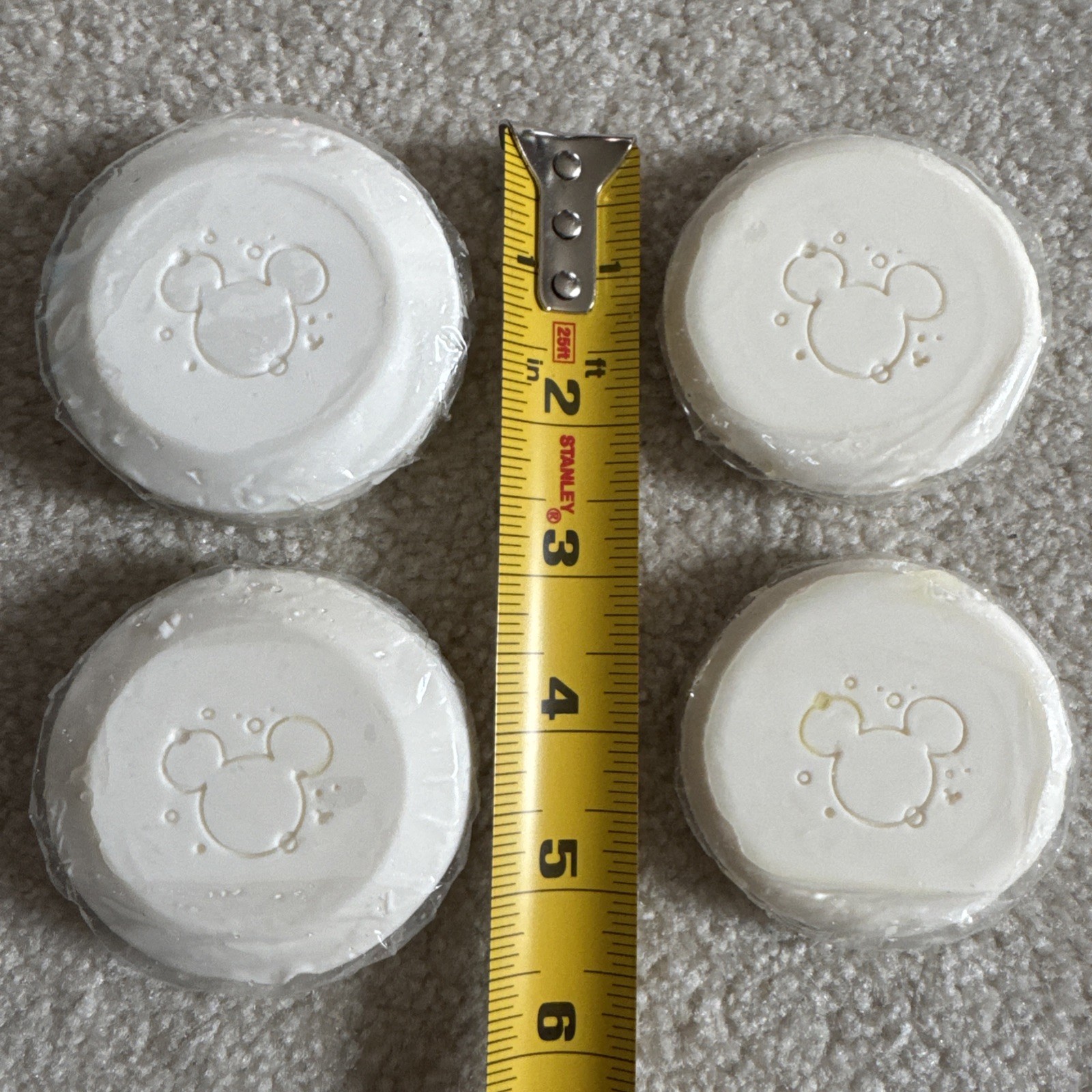 Disney Resorts H2O Aquatics 2 Bath Soap Bars 2 Facial Soap Bars