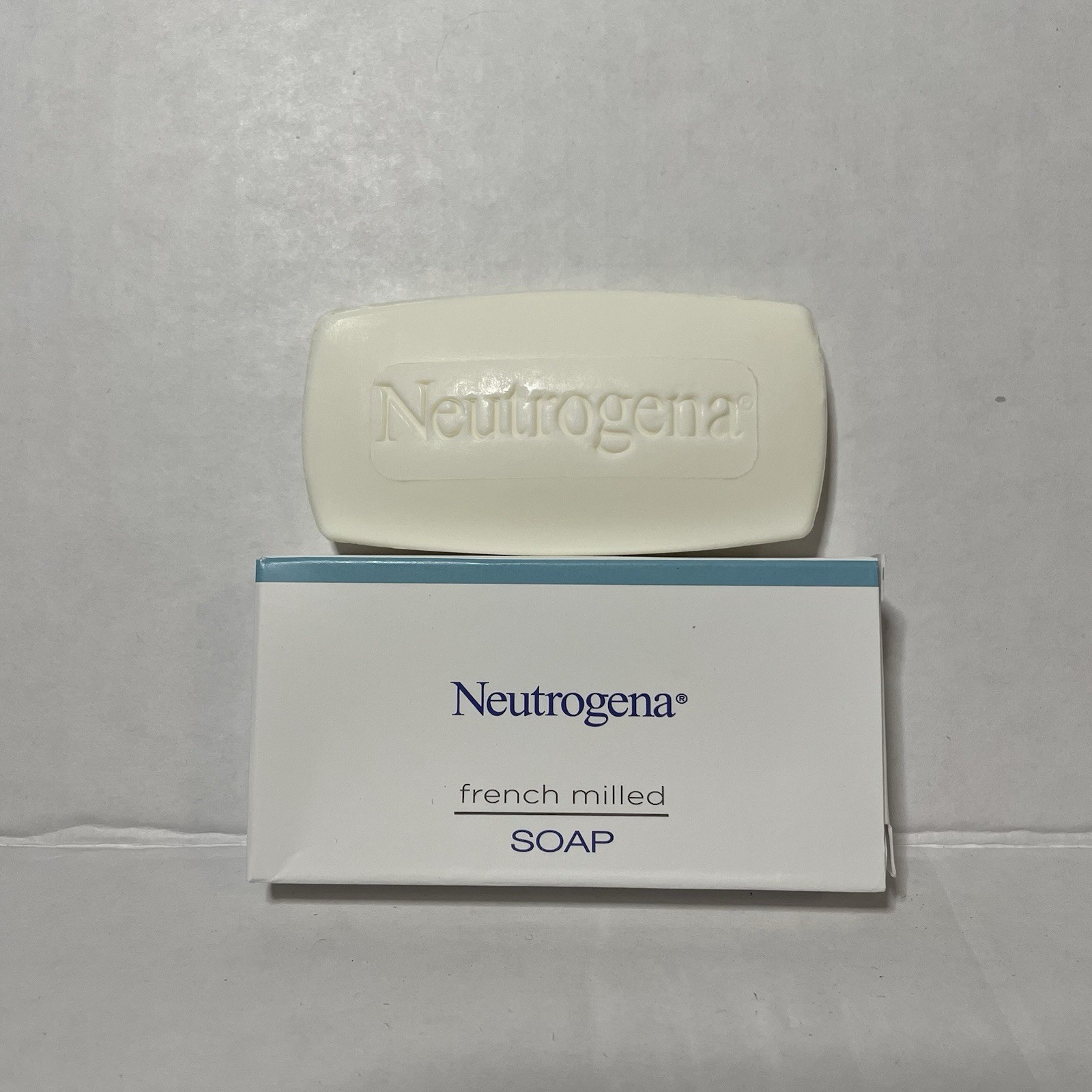 Neutrogena French Milled Soap Lot Of 8 White Travel Size Facial Bars, NIB