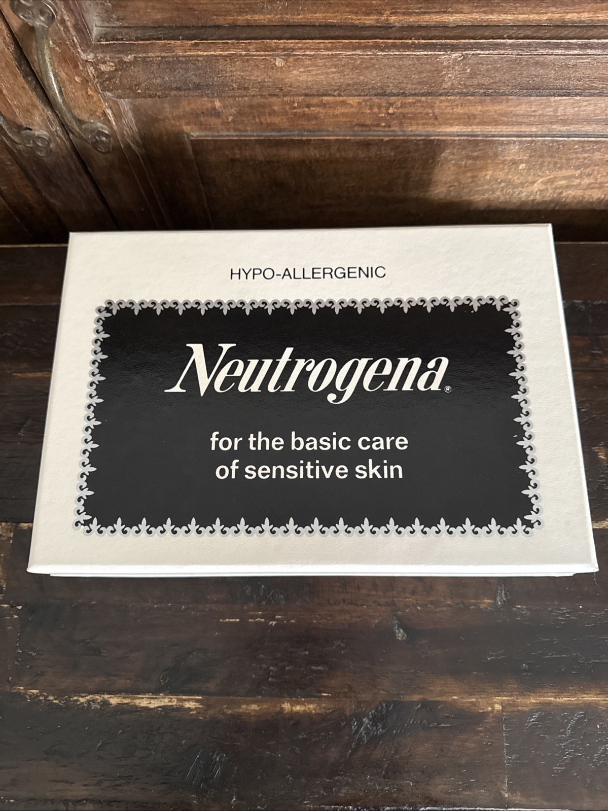 Vtg Neutrogena Soaps Set Of 7 NOS 1976 HTF Advertising Collectible Movie Prop