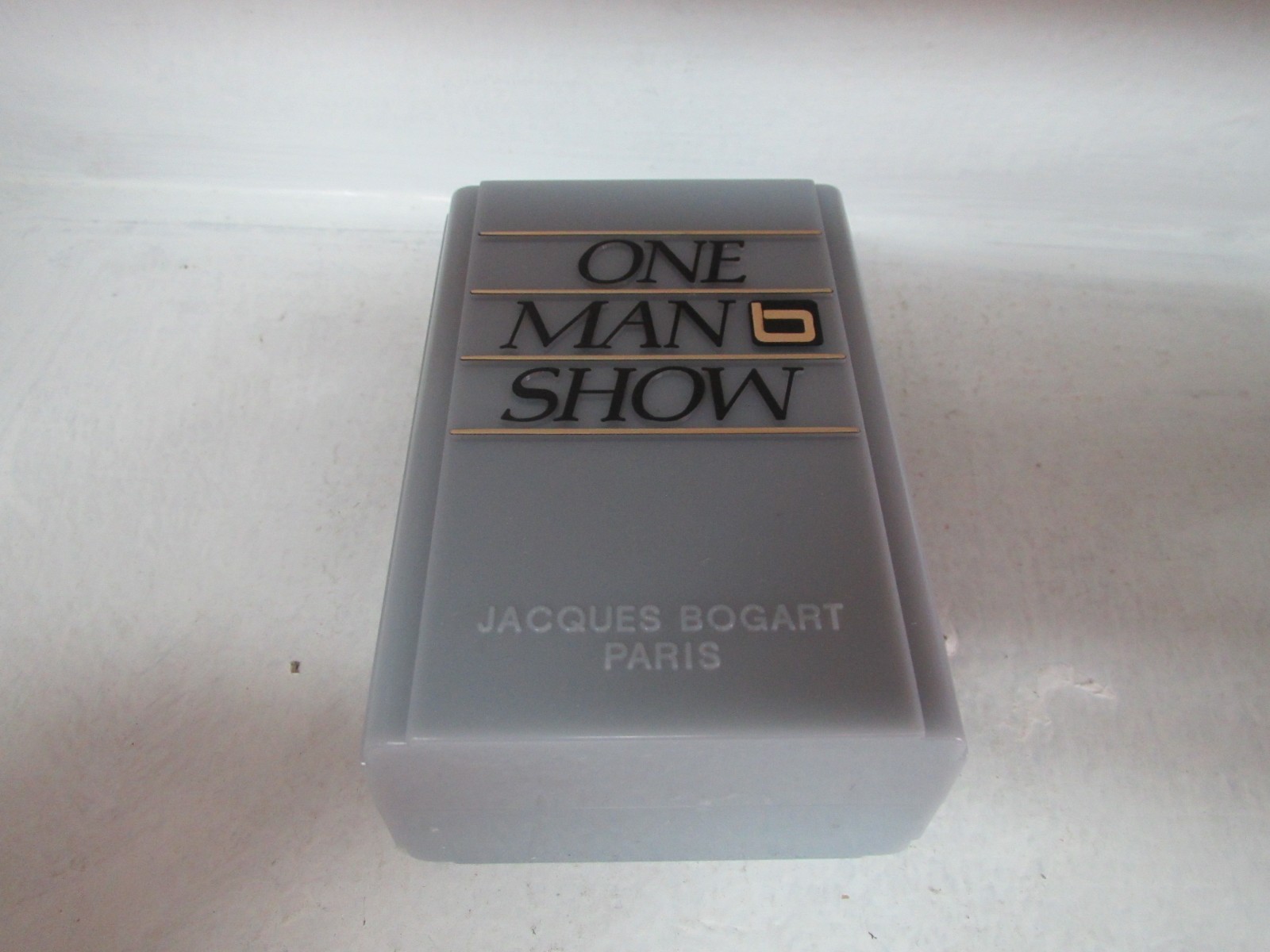 ONE MAN SHOW SOAP WITH DISH BY JACQUES BOGART 3 1/2 OZ/100 G FOR MEN