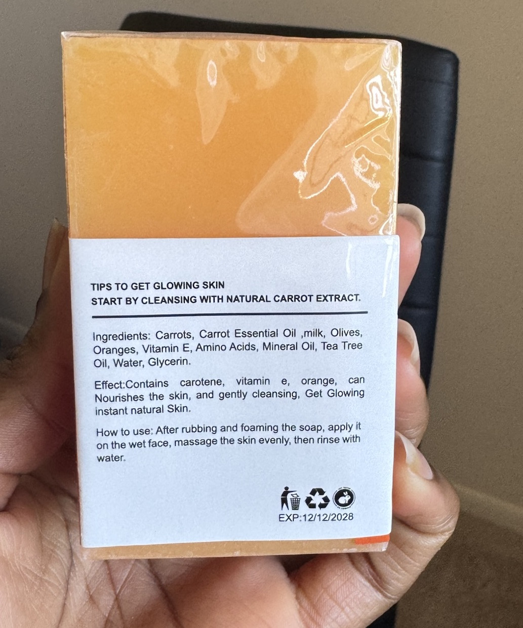 Pure Carrot Anti Oxidation Serum Soap