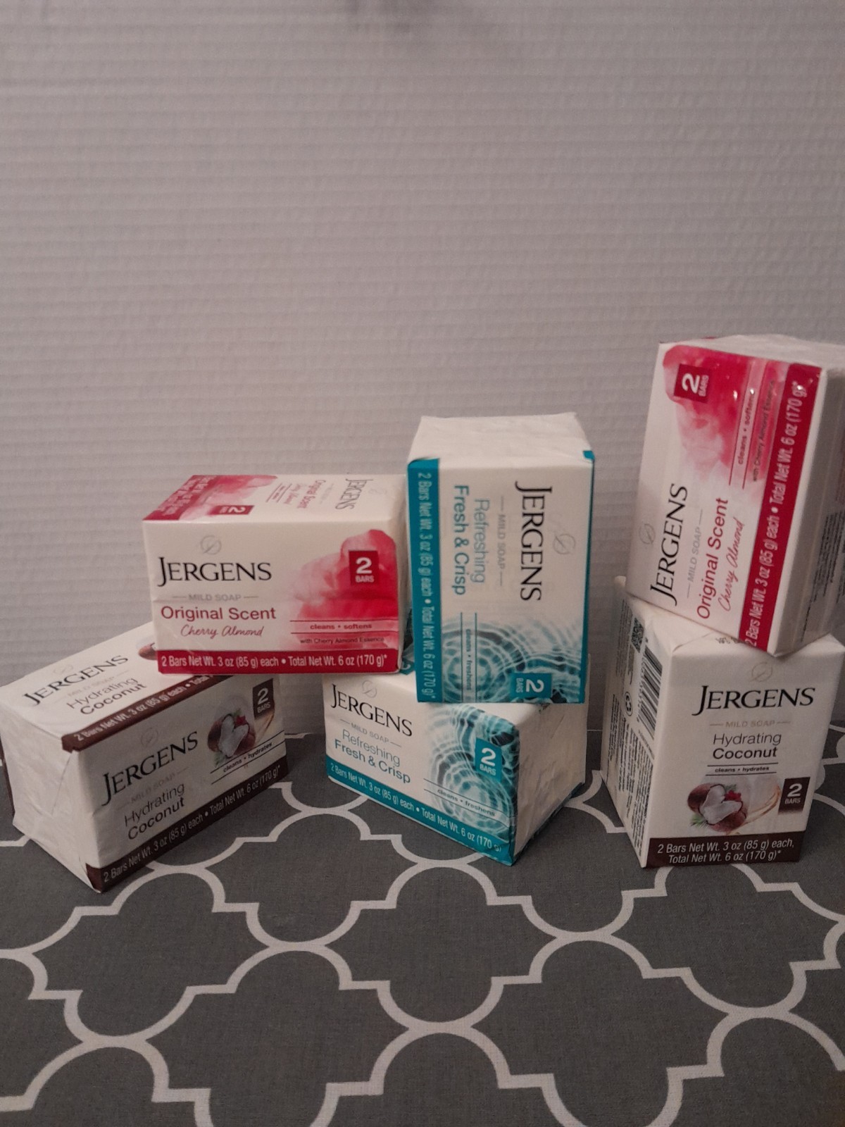 jergens bar soap Cherry Almond Fresh And Crisp Coconut