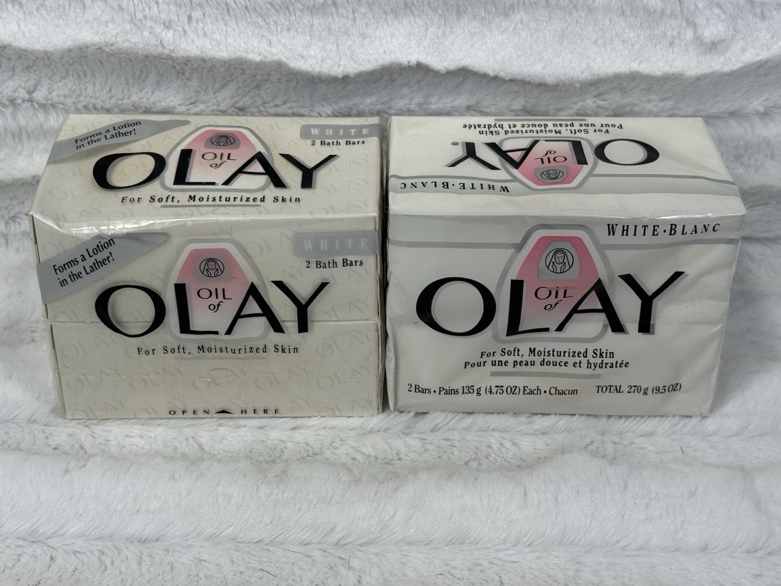Vintage Oil of Olay Soap w/ Moisturizer WHITE Bath 4 Bars @ 4.75 Oz 1990s Prop