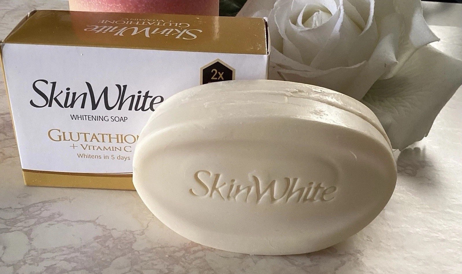SkinWhite WHITENING Soap Glutathione + Vit C Whitens In 5 Days