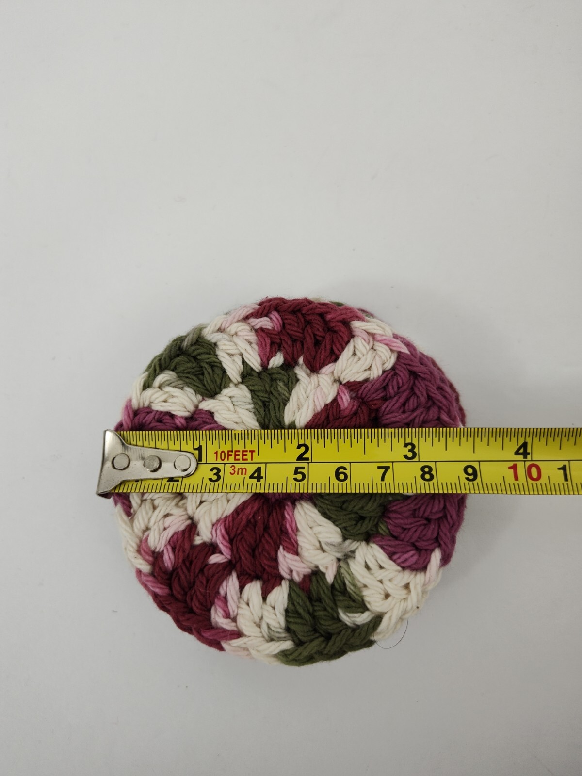 Hand Crochet Set Soap Saver and 4 Facial Scrubbies Cotton Pink Green Round