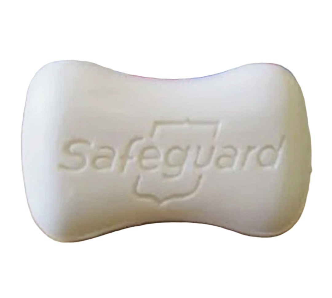 💙 SAFEGUARD 💙 2-BARS 4.4 Oz 🫧 ●FAMILY GERM PROTECTION● 🫧 Pure White Soap 🫧.