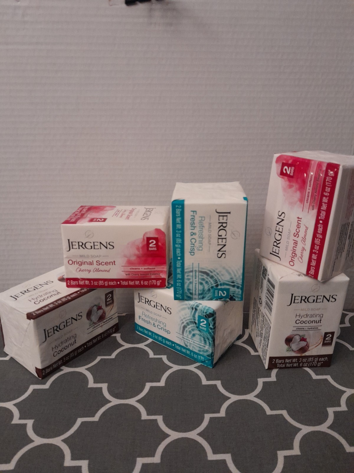 jergens bar soap Cherry Almond Fresh And Crisp Coconut