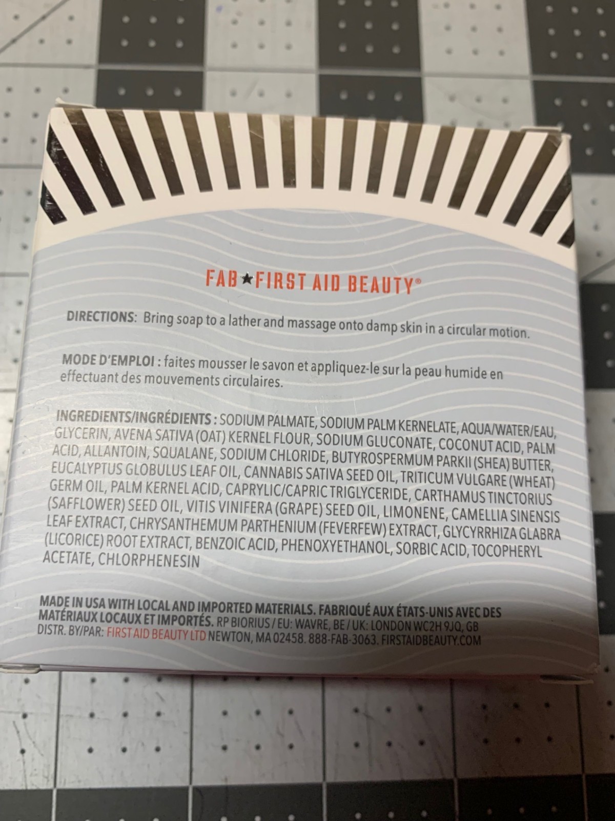 First Aid Beauty – Gentle Cleansing Body Bar – Unscented Bar Soap – NEW