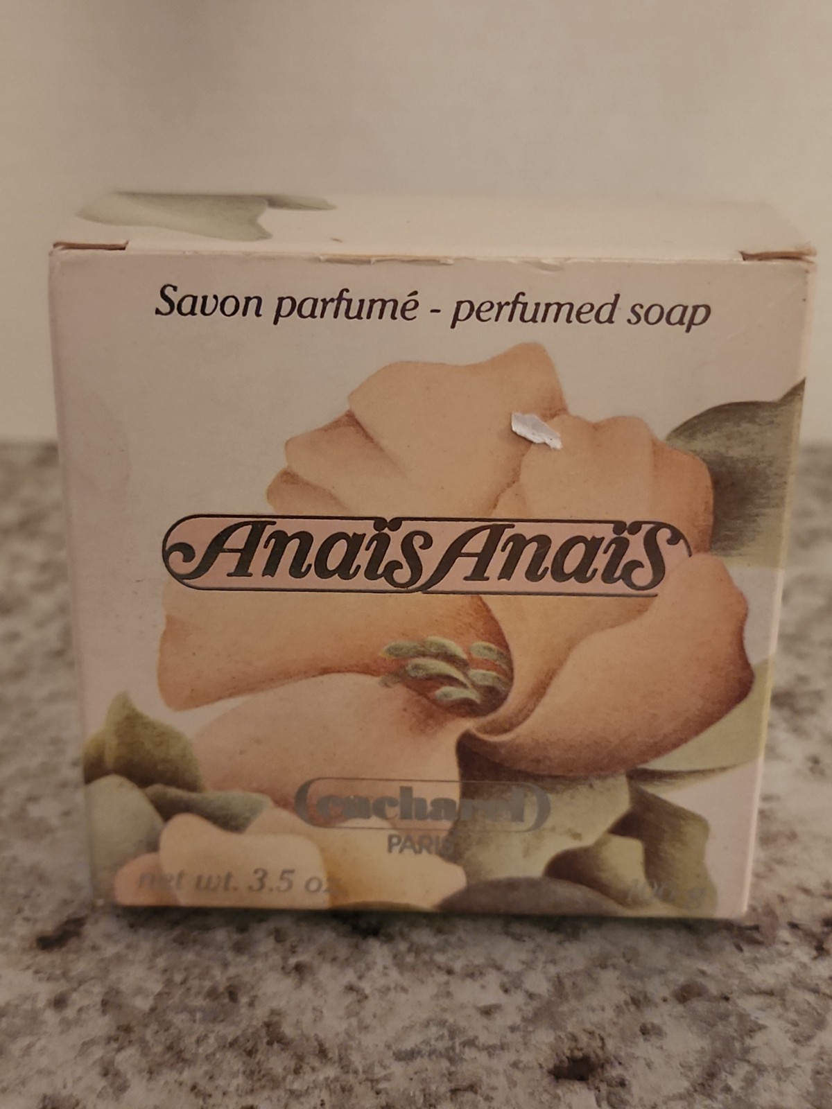 VINTAGE CACHAREL ANAIS ANAIS 3.5 Oz. 100G PERFUMED SOAP (NEW WITH BOX) NOS