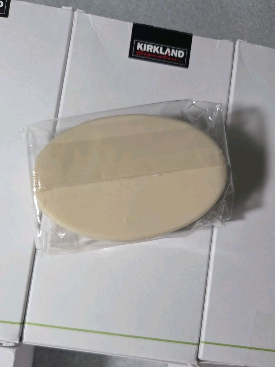 Kirkland Signature Shea Butter Bar Soap 25 Pack Plant Based 5% Shea Butter 4.5oz